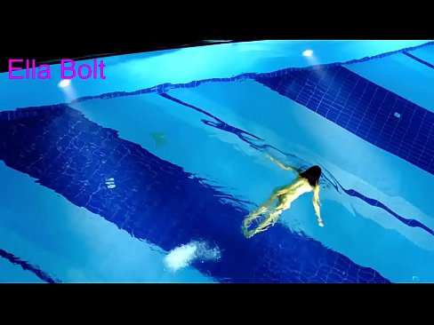 ❤️ Hindi ko mapigilang panoorin, ang batang blonde ay nahuling lumalangoy nang hubo't hubad sa ELLA BOLT resort pool ❤️❌ Sex video sa tl.redpornpictures.ru